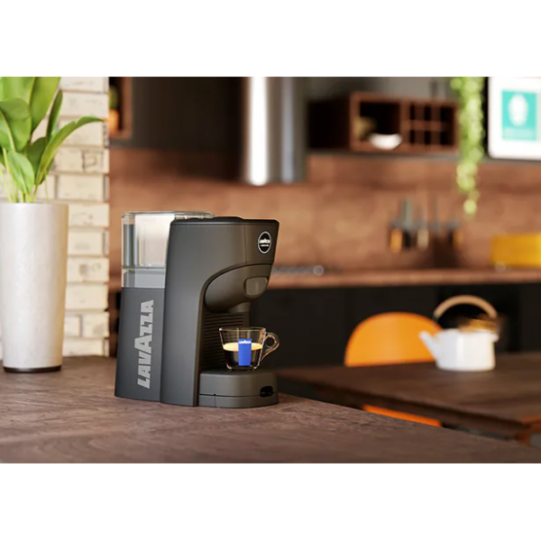 LAVAZZA A MODO MIO TINY ECO (BLACK) (LM840) - MACCHINA CAFFE` ESPRESSO A CAPSULE
