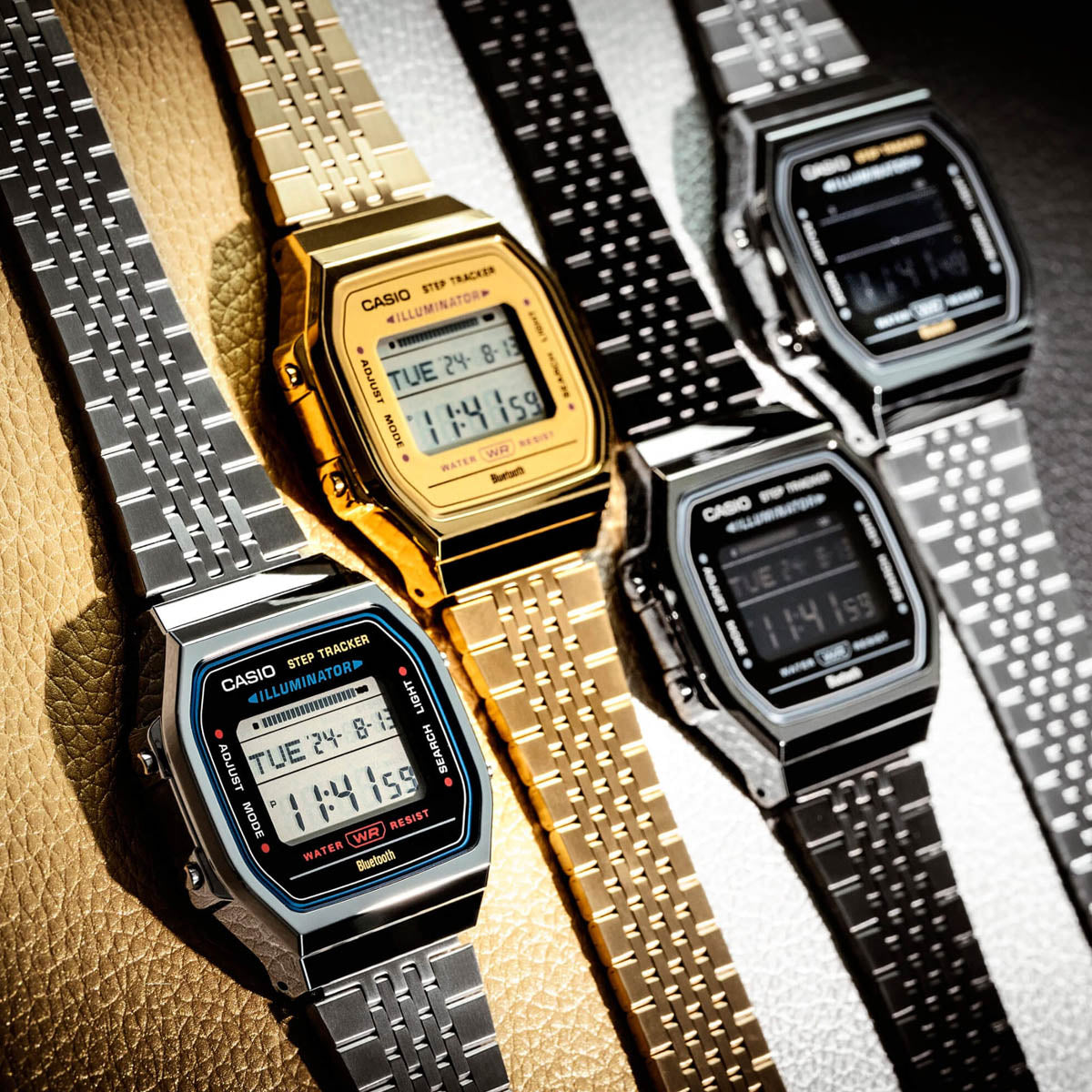 CASIO VINTAGE Mod. BLUETOOTH SMARTPHONE LINK - GOLD - built-in accelerometer senses body movements + steps counter