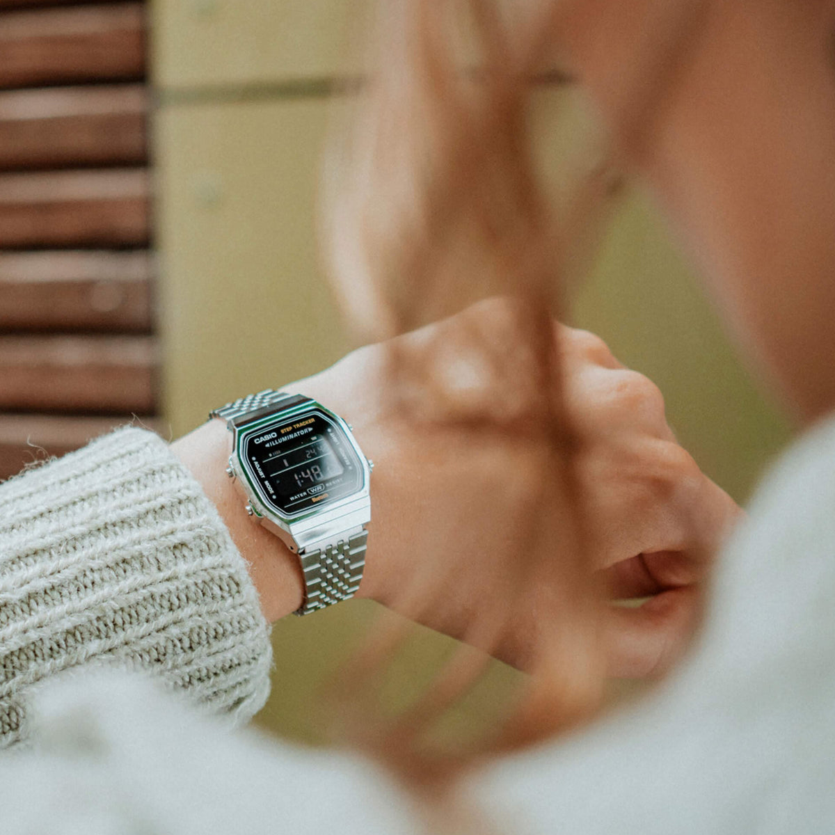 CASIO VINTAGE Mod. BLUETOOTH SMARTPHONE LINK - SILVER - built-in accelerometer senses body movements + steps counter