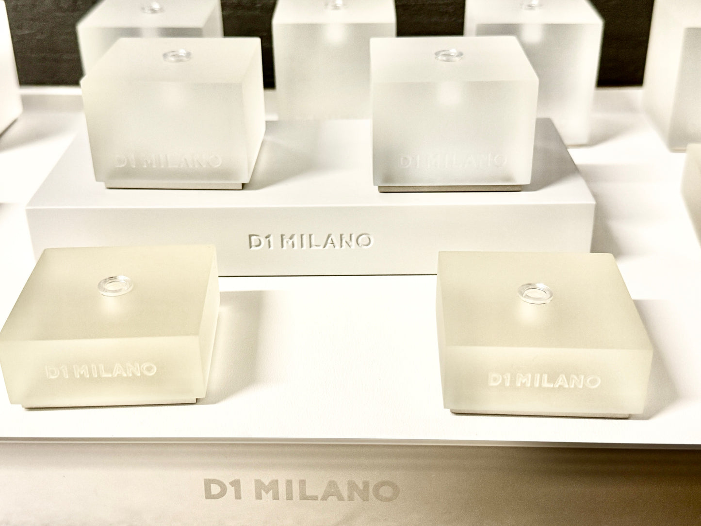 D1 MILANO 11 WATCHES OFFICIAL DISPLAY - 45 x 45 x 30 cm