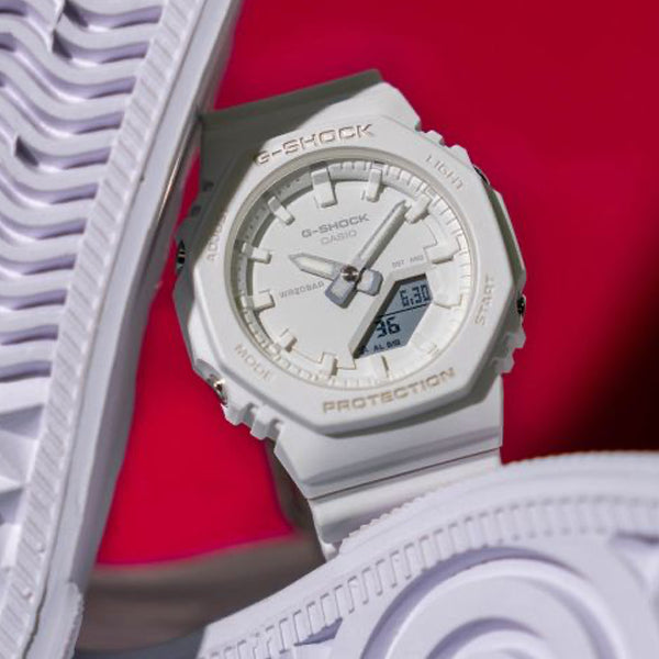 CASIO G-SHOCK Mod. OAK COMPACT - TONE ON TONE SERIE WHITE