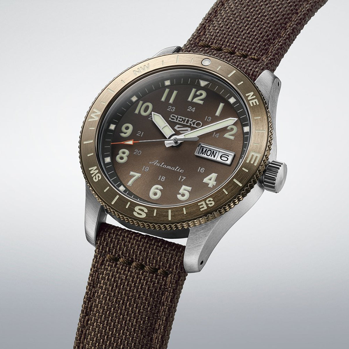SEIKO 5 Mod. SPORTS FIELD AUTOMATIC