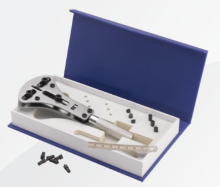 Apricasse a tre punte orologi cassa XL / Three-points openers for XL watches