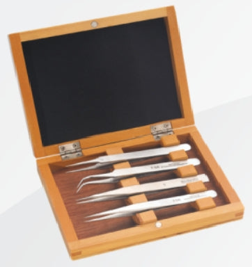 Kit 4 pinzette da orologiaio con scatola in legno/ 4 watchmaker tweezers, wooden box